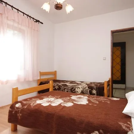 Apartament With Parking Space Sali, Dugi Otok - 910 *