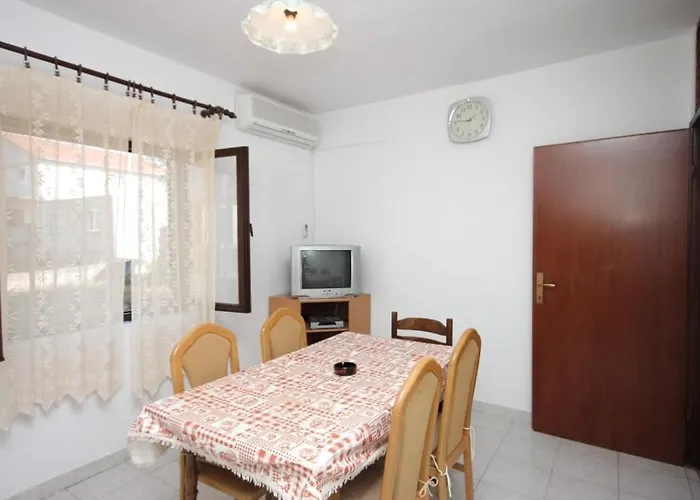 With Parking Space Sali, Dugi Otok - 910 Apartment *