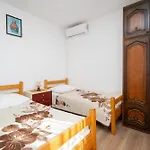 With Parking Space Sali, Dugi Otok - 910 Apartament Sali