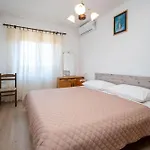 With Parking Space Sali, Dugi Otok - 910 公寓 *