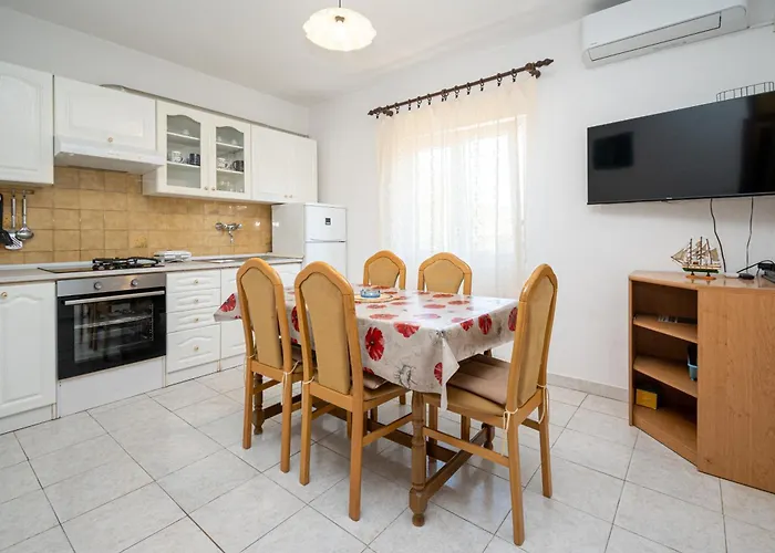 Appartamento With Parking Space Sali, Dugi Otok - 910